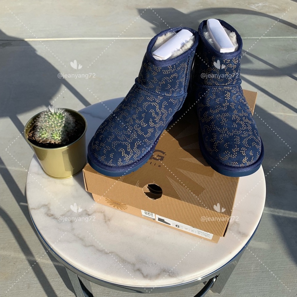 UGG Woman Classic boots